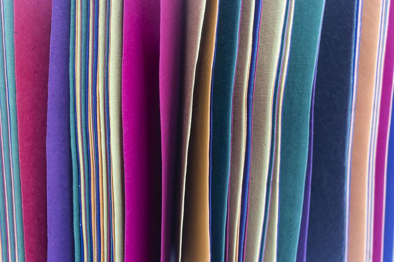 PAGES MULTICOLORES